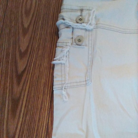 Jean crème - Picture 2 of 4